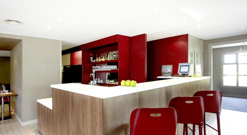 B&B Hotel Avignon Sud Parc Des Expositions Екстериор снимка