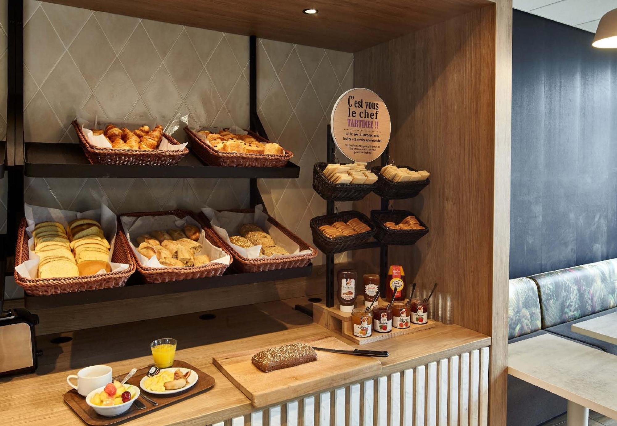B&B Hotel Avignon Sud Parc Des Expositions Екстериор снимка