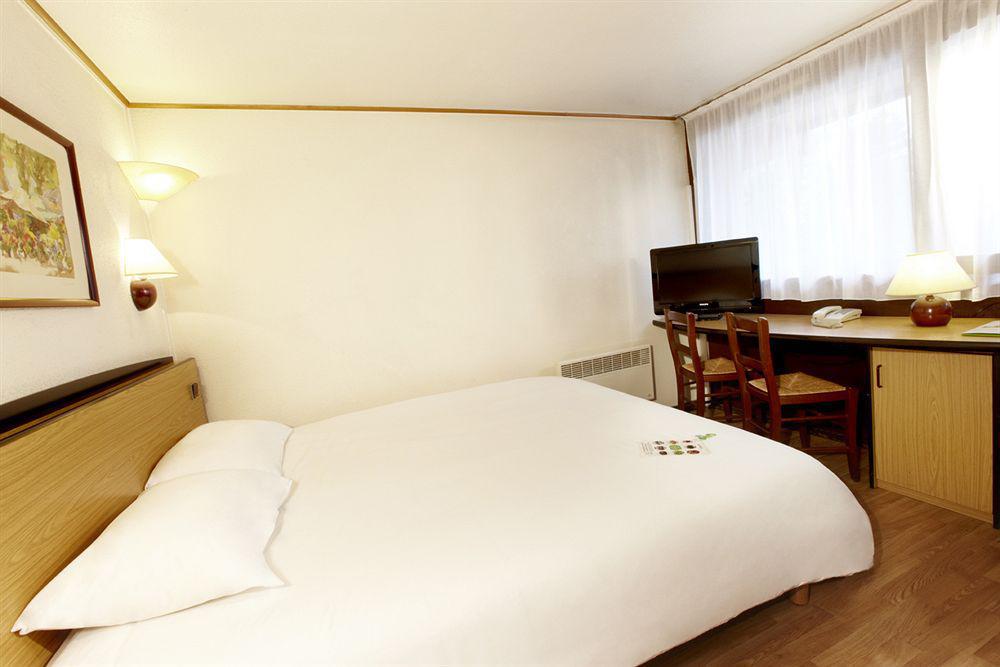 B&B Hotel Avignon Sud Parc Des Expositions Екстериор снимка